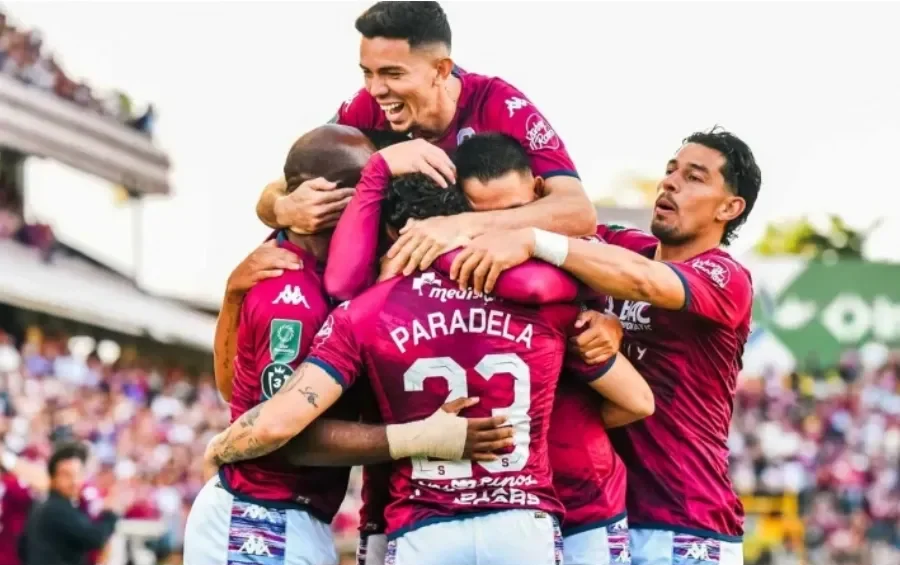 VN88 Nhận định Saprissa vs Zeledon 9h00 23/9: Kèo Kinh Điển - Chủ Nhà Vượt Ải? 1 Nhận định Saprissa vs Zeledo: Hàng thủ của Saprissa đang là nỗi lo lớn cần được cải thiện.